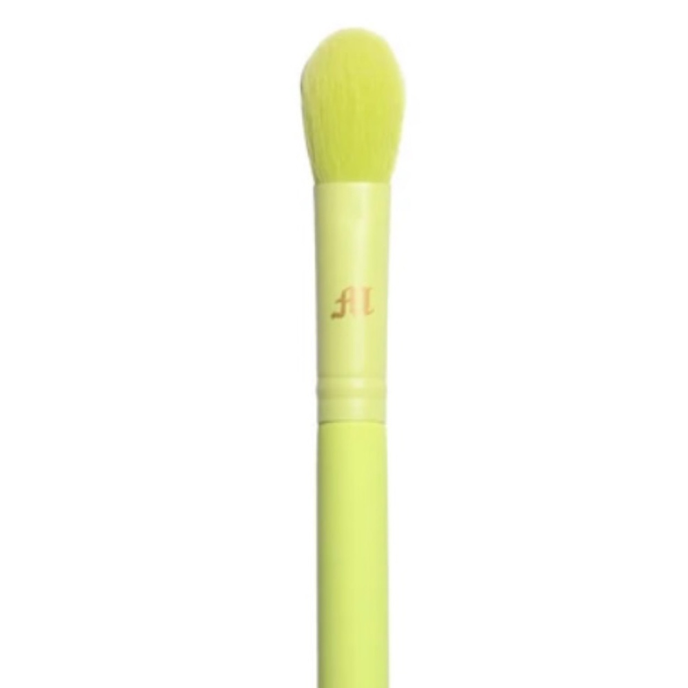 Made by Mitchell MF2 Face Makeup Brush